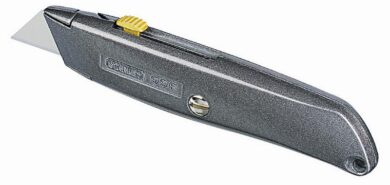 STANLEY 2-10-099 Nůž zásuvný kovový 99E blister  (0330102)